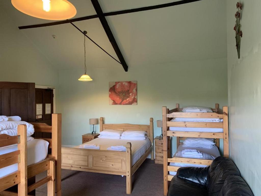 The Cromwell Arms Inn Bovey Tracey Exteriör bild