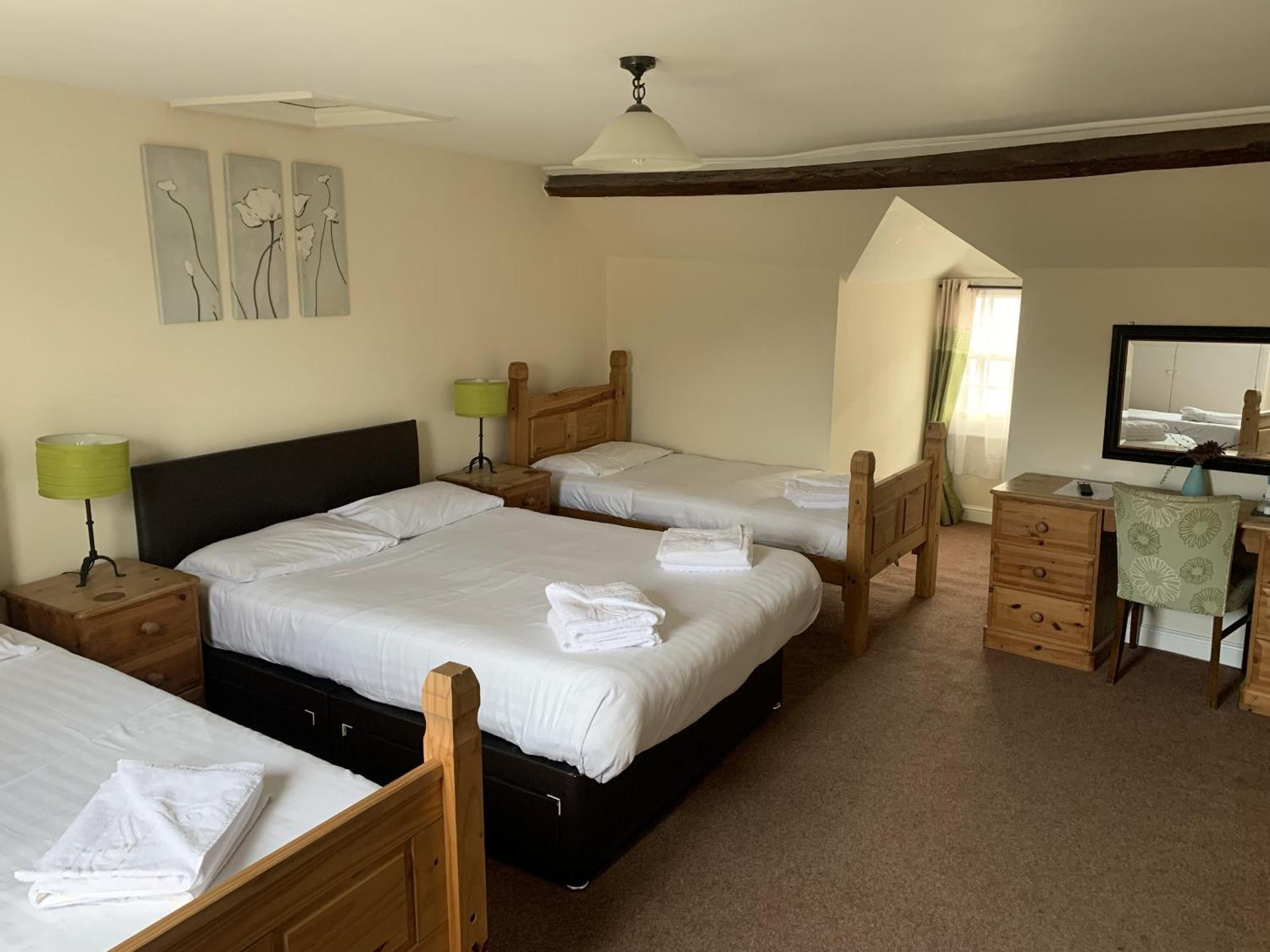 The Cromwell Arms Inn Bovey Tracey Exteriör bild